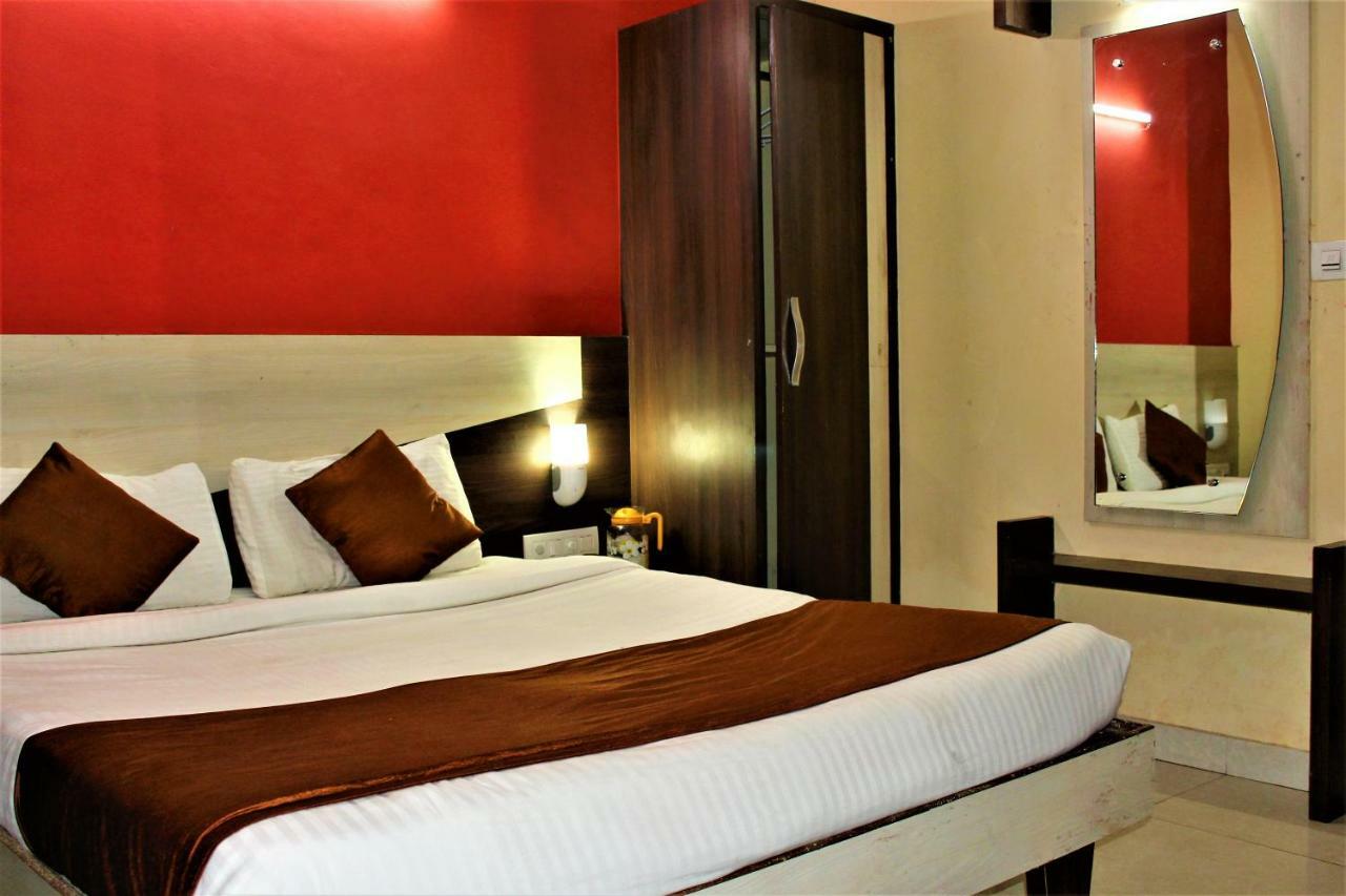 Hotel Park Lagoon Пури Экстерьер фото